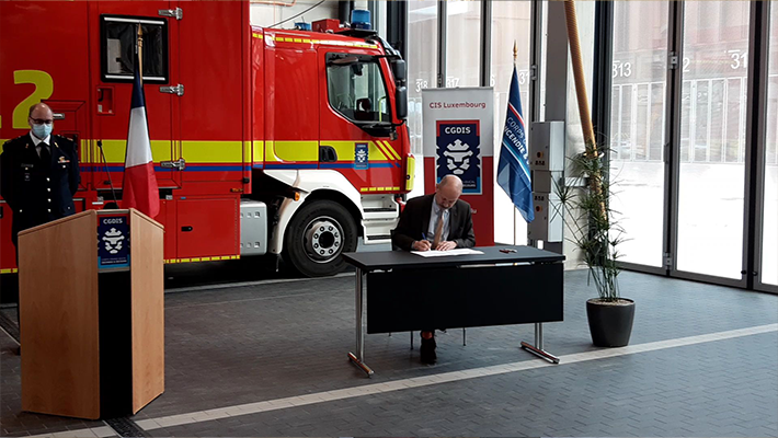 photo - Signature d’un protocole dans le domaine des secours transfrontaliers entre la France et le Luxembourg